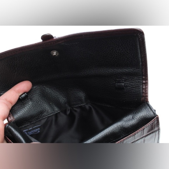 Brighton organizer/wallet & coin purse - Picture 8 of 9